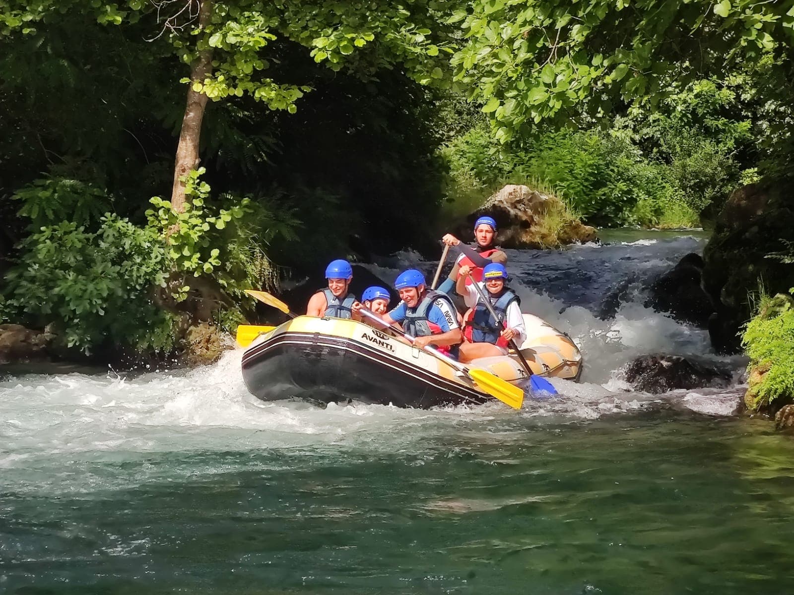 Rafting team on the Cetina